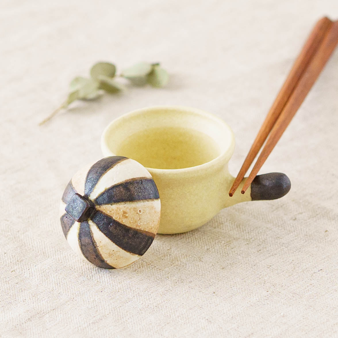 Clay pot chopstick rest stripe｜Naoko Ikemoto
