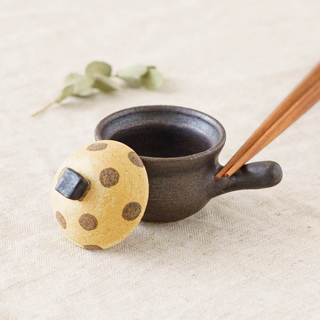土鍋箸置き　ドット模様　薄茶 x こげ茶 x 錆色｜池本直子