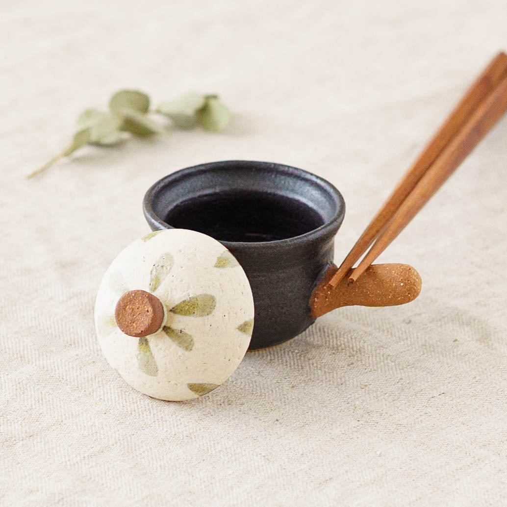 箸置き　小さな土鍋　四季折々 箸置き 小さな土鍋 四季折々 箸置き 小さな土鍋 四季折々