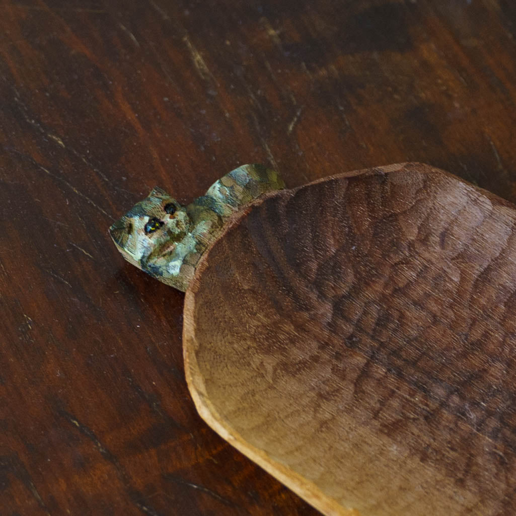 木彫り皿｜クロミヤアイ