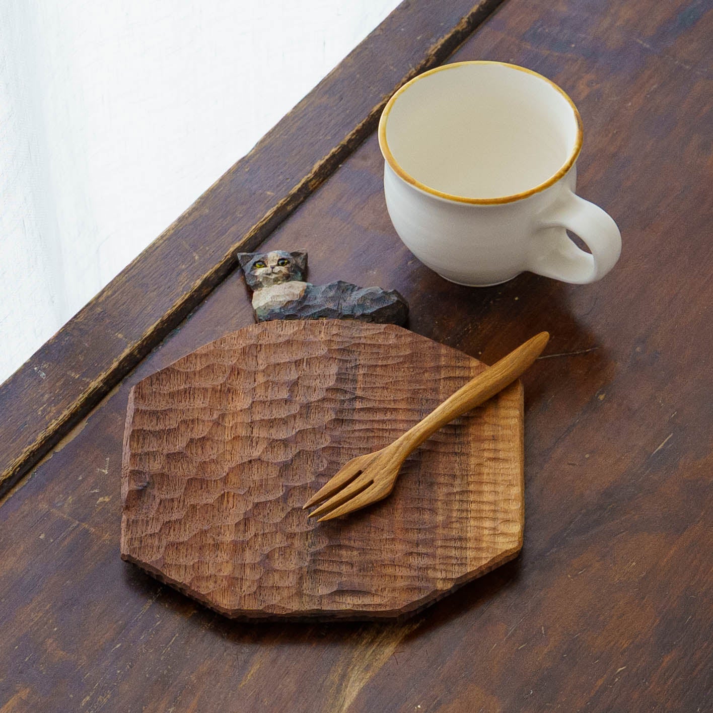 木彫りプレート　D｜クロミヤアイ