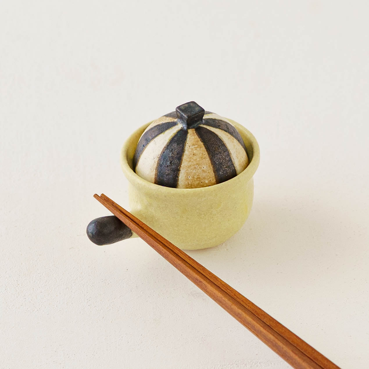 Clay pot chopstick rest stripe｜Naoko Ikemoto