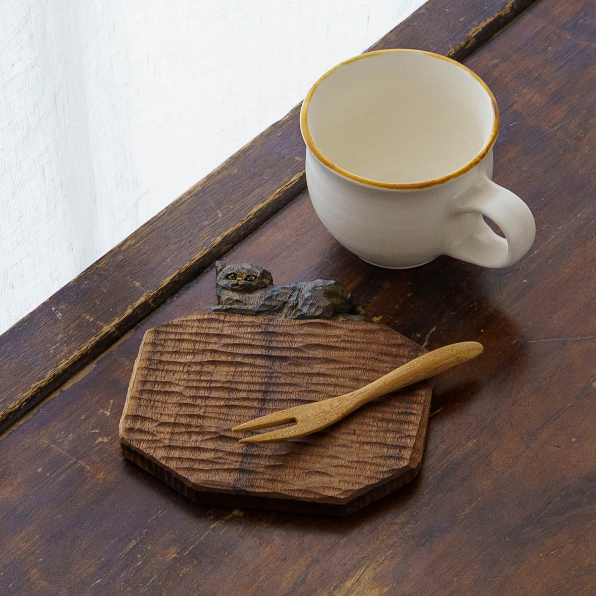 木彫りプレート　B｜クロミヤアイ