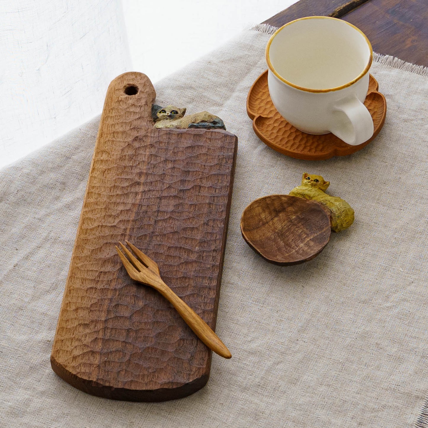 木彫りミニ皿｜クロミヤアイ