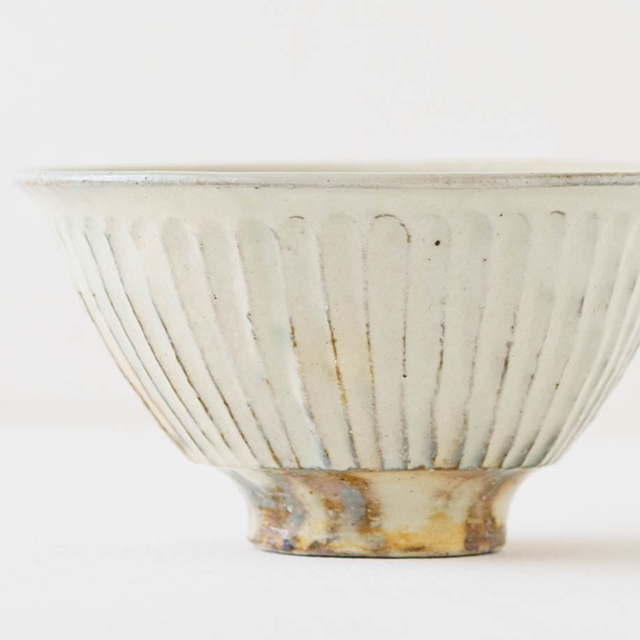 鉄散　線彫めし碗　大｜古谷製陶所