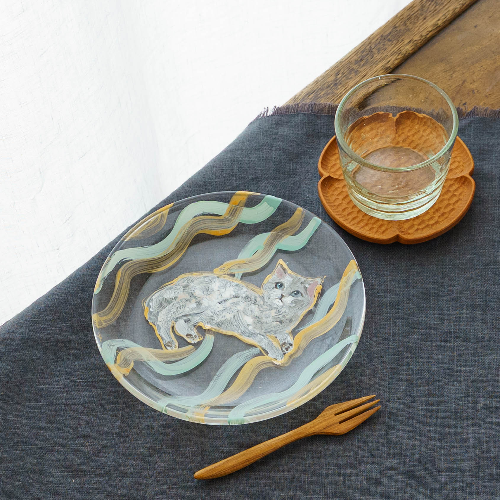 クロミヤアイ 絵付けガラス皿 B｜作家もののうつわ通販 四季折折