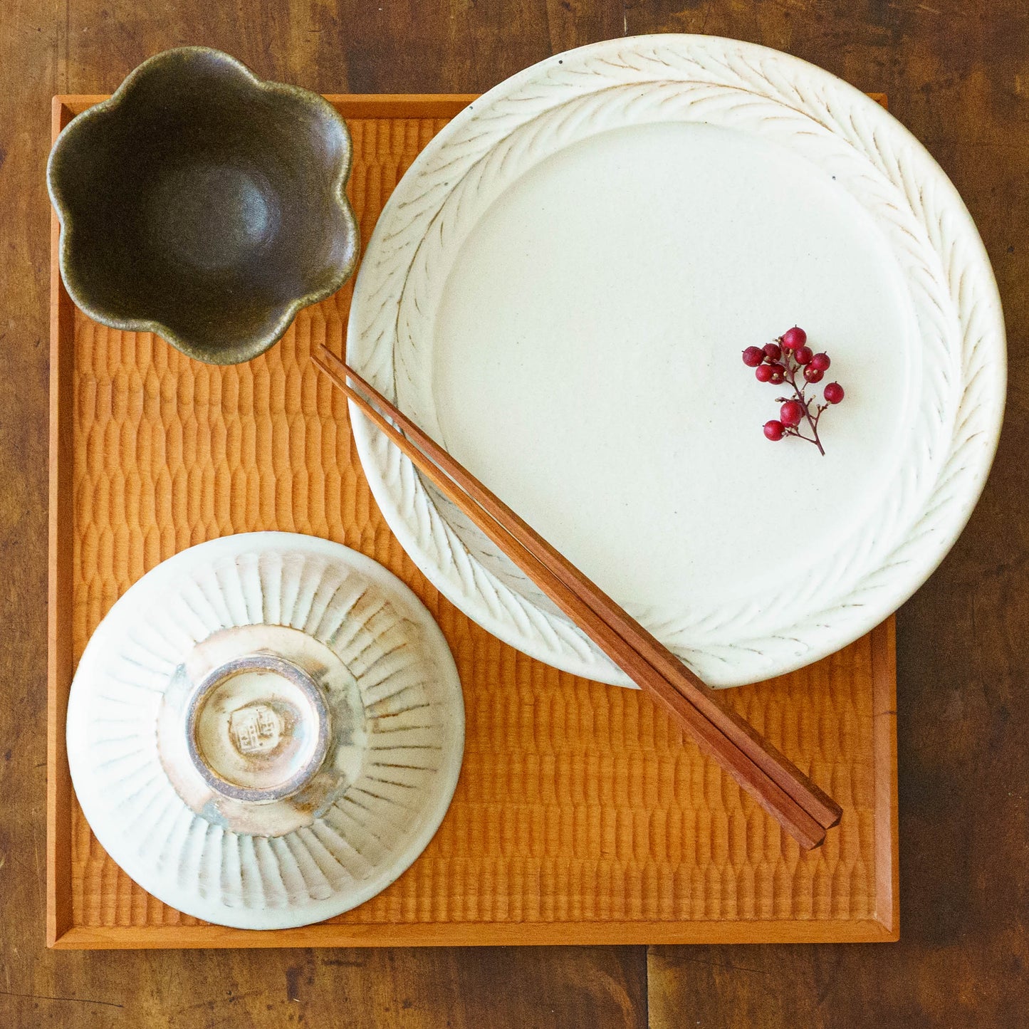 鉄散　線彫めし碗　大｜古谷製陶所