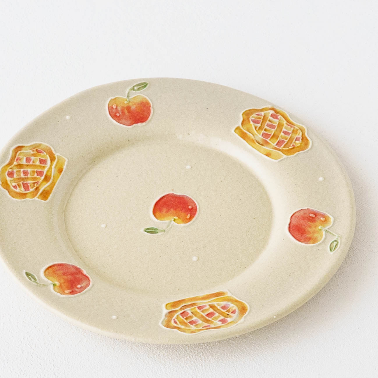 リムあり　丸皿M幅W　アップルパイ｜中村佳菜子