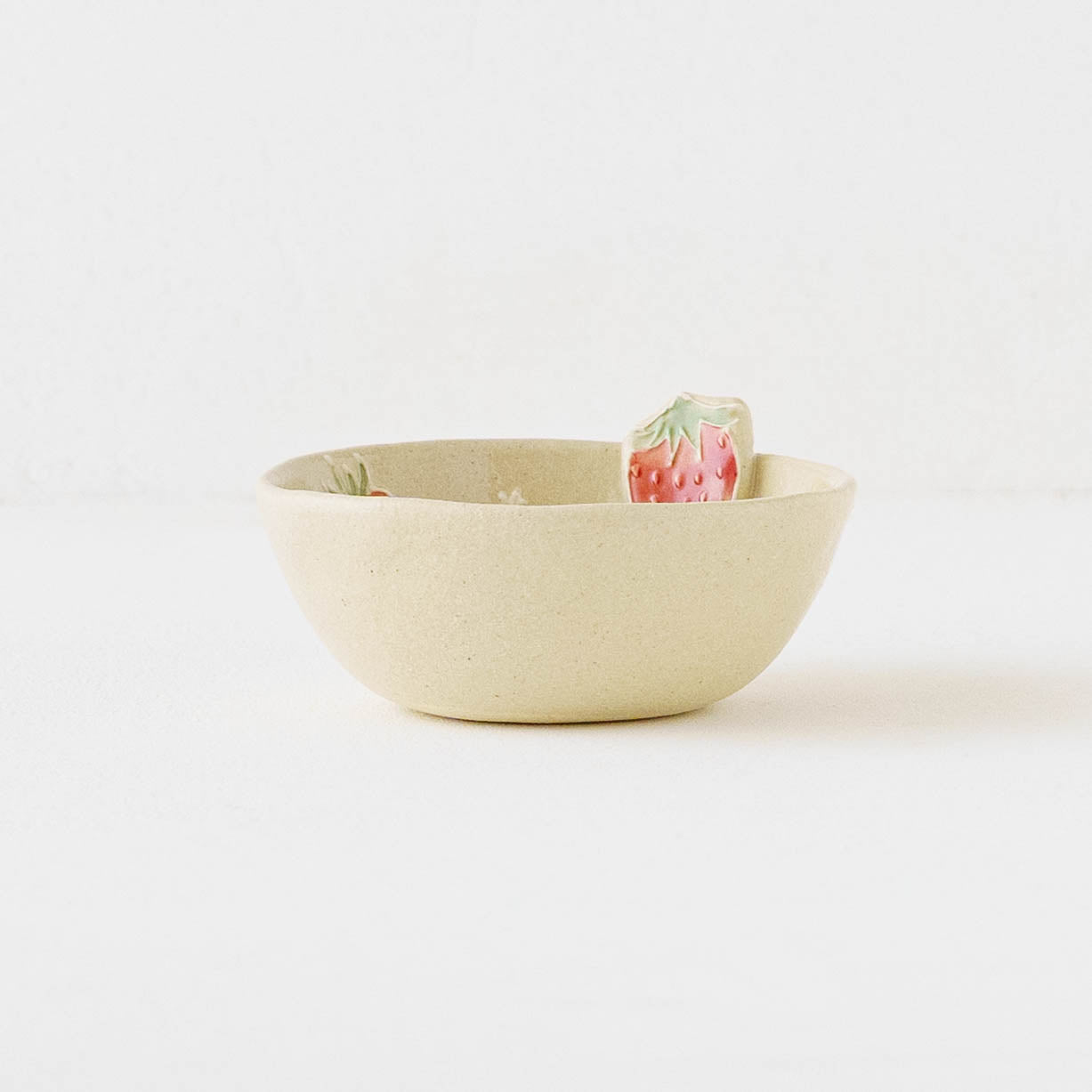 モチーフ付　ヨーグルト小鉢　ストロベリー｜中村佳菜子