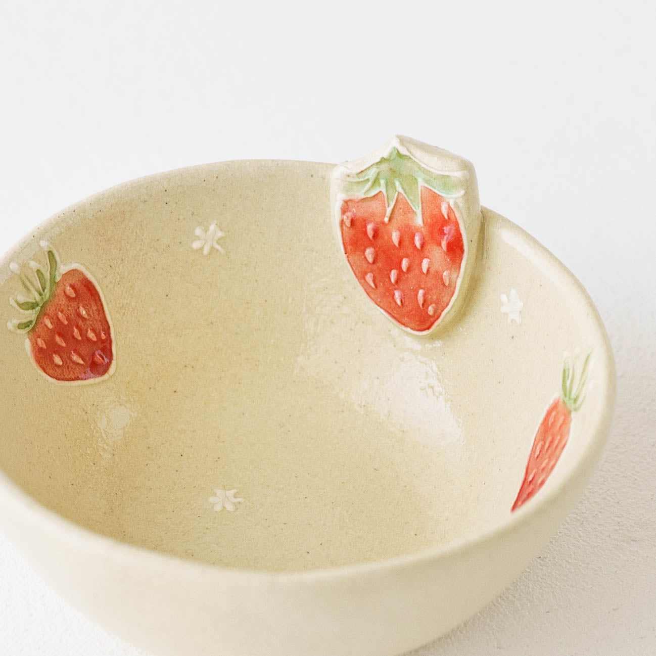 モチーフ付　ヨーグルト小鉢　ストロベリー｜中村佳菜子