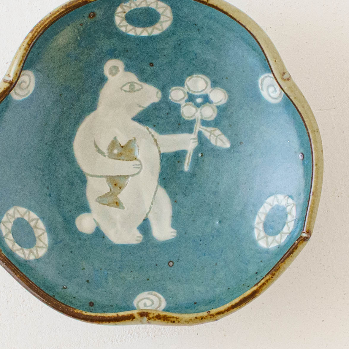 4寸玉縁輪花皿　くま｜皐月窯