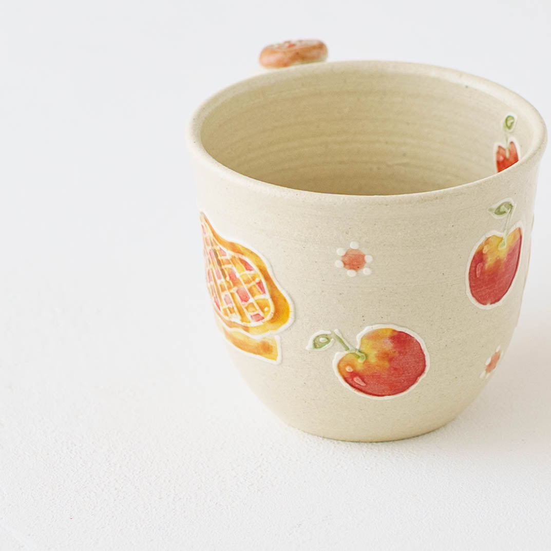 陶芸作家 中村佳菜子 ぷっくり マグカップ アップルパイ｜窯元、作家