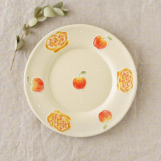 リムあり　丸皿M幅W　アップルパイ｜中村佳菜子