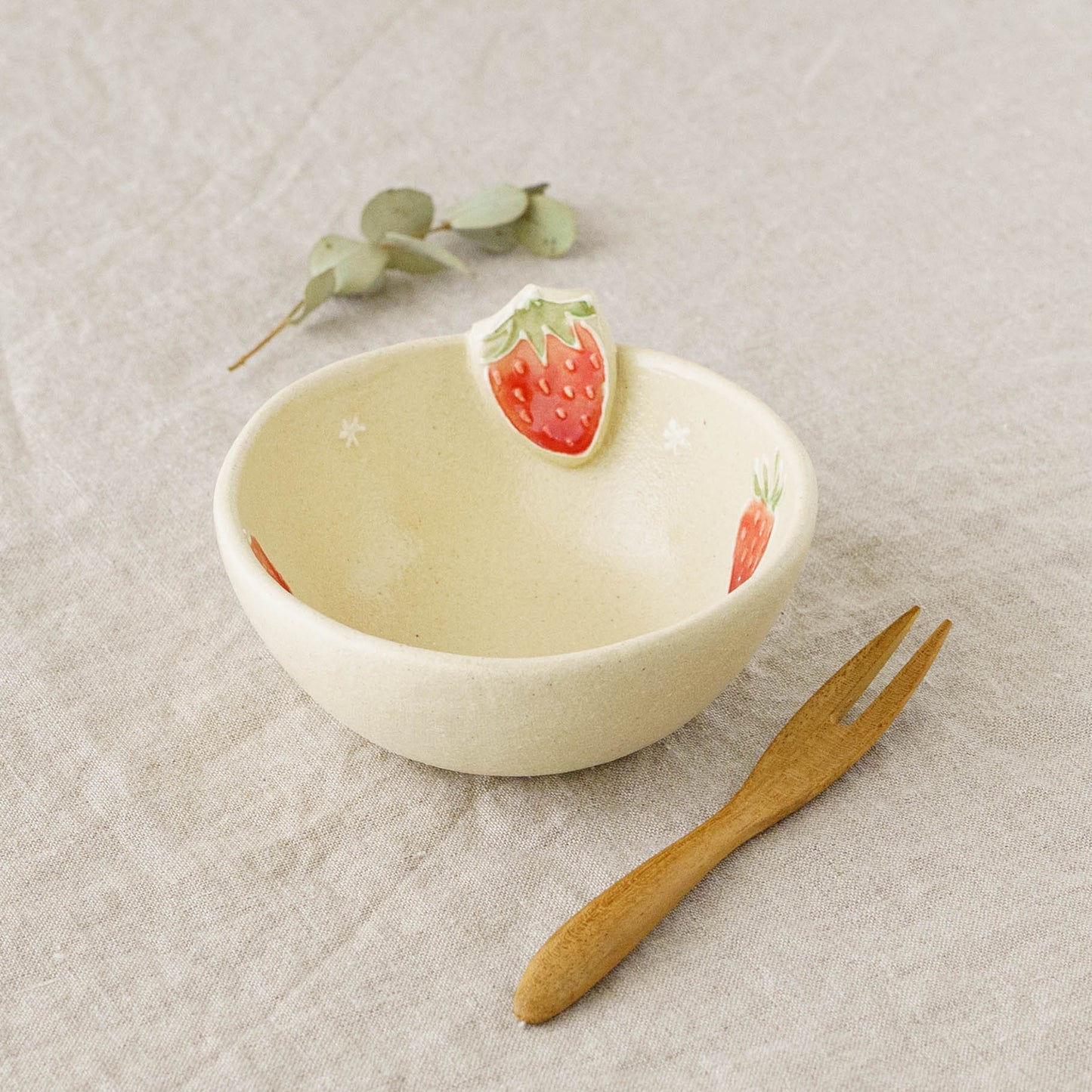 モチーフ付　ヨーグルト小鉢　ストロベリー｜中村佳菜子