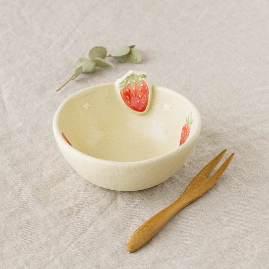 モチーフ付　ヨーグルト小鉢　ストロベリー｜中村佳菜子