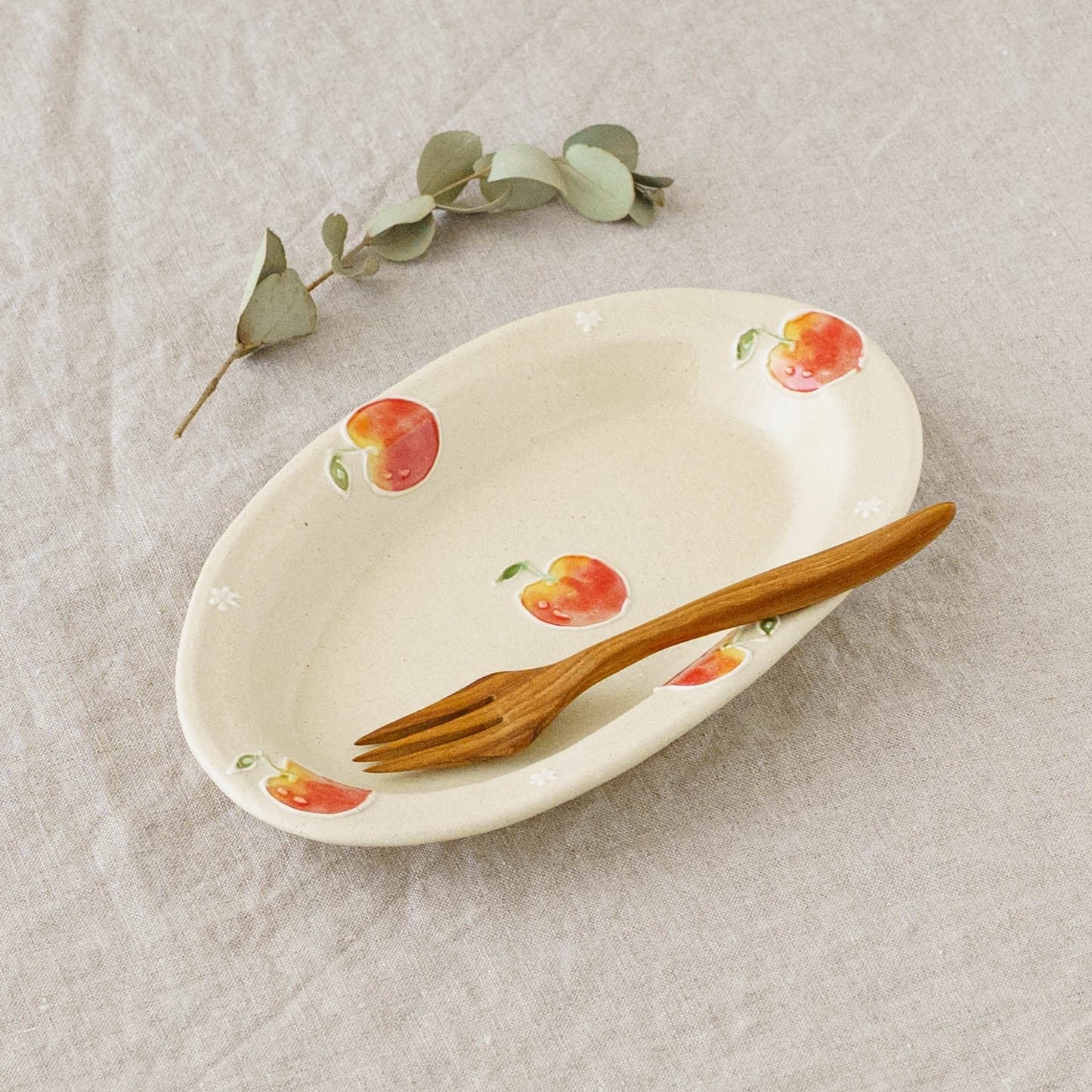 リムあり　オーバルSD　アップル｜中村佳菜子