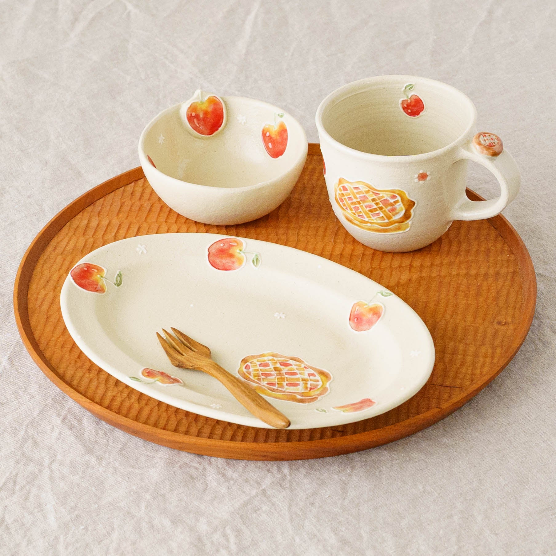 陶芸作家 中村佳菜子 ぷっくり マグカップ アップルパイ｜窯元、作家