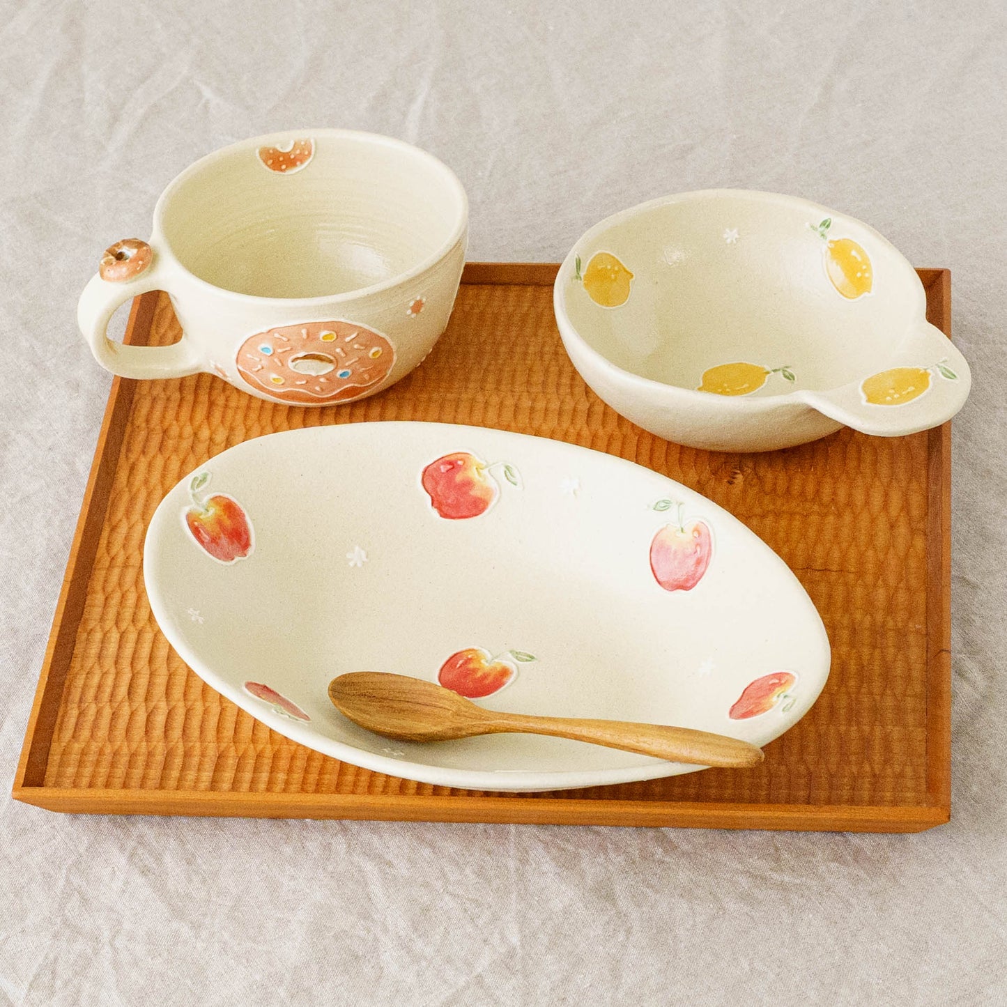 オーバルカレー皿　中　アップルパイ｜中村佳菜子