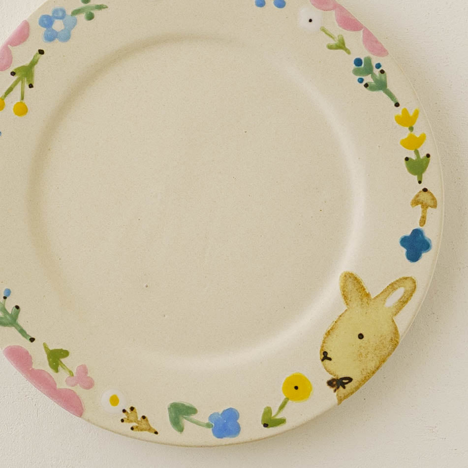 丸皿　大　うさぎと花｜大田亜樹