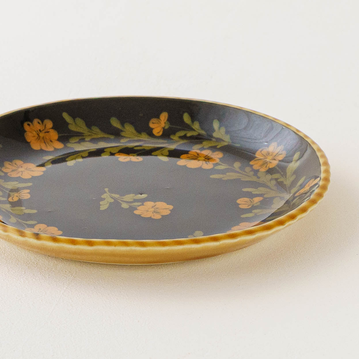 Medium Plate A | Ayano Arai