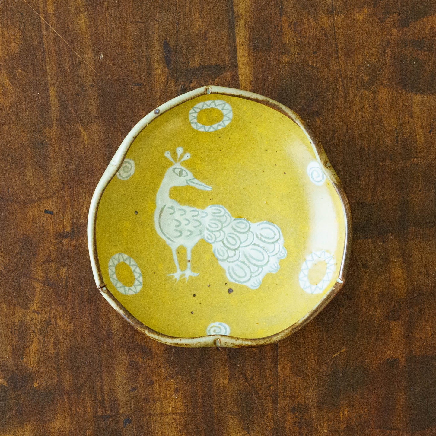 4寸玉縁輪花皿　くじゃく｜皐月窯