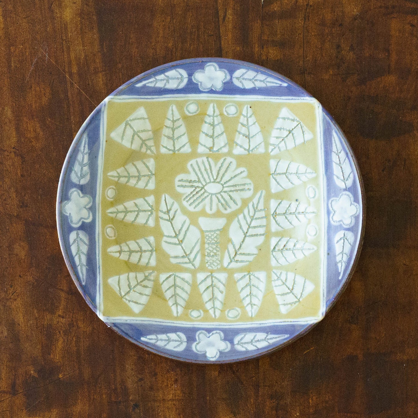 5.5寸縁付皿　紫黄花｜皐月窯