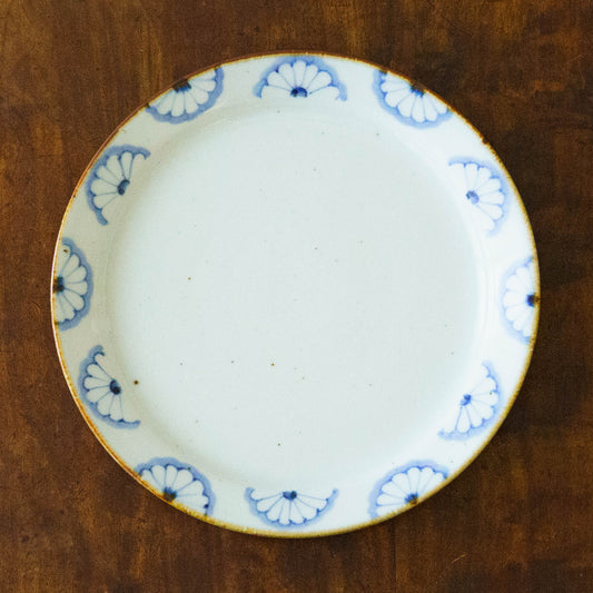 21cm rimmed plate chrysanthemum| Satsukigama