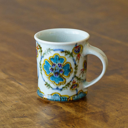 マグカップW　色花実唐草｜皐月窯