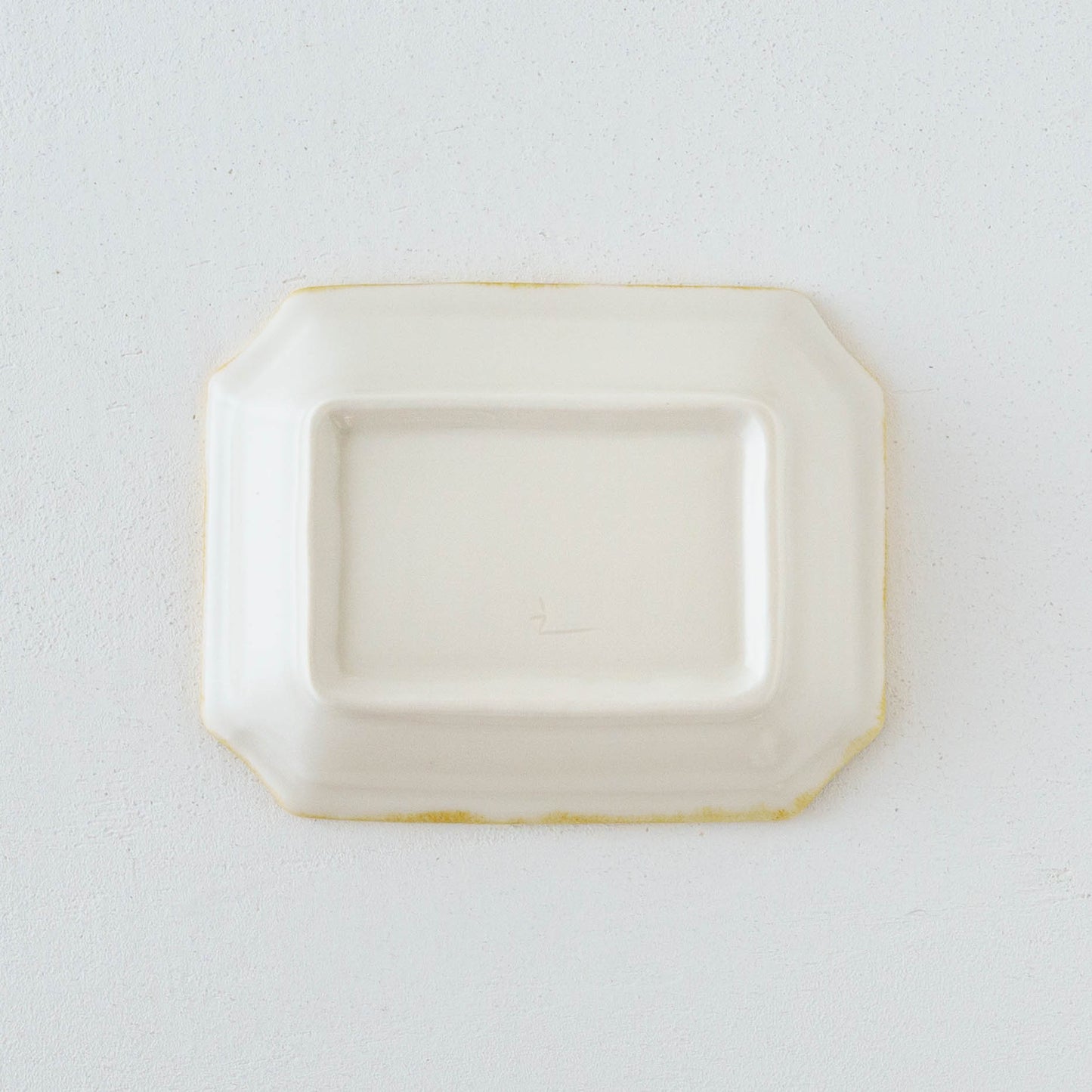 隅切角小皿　うさぎ｜原村俊之