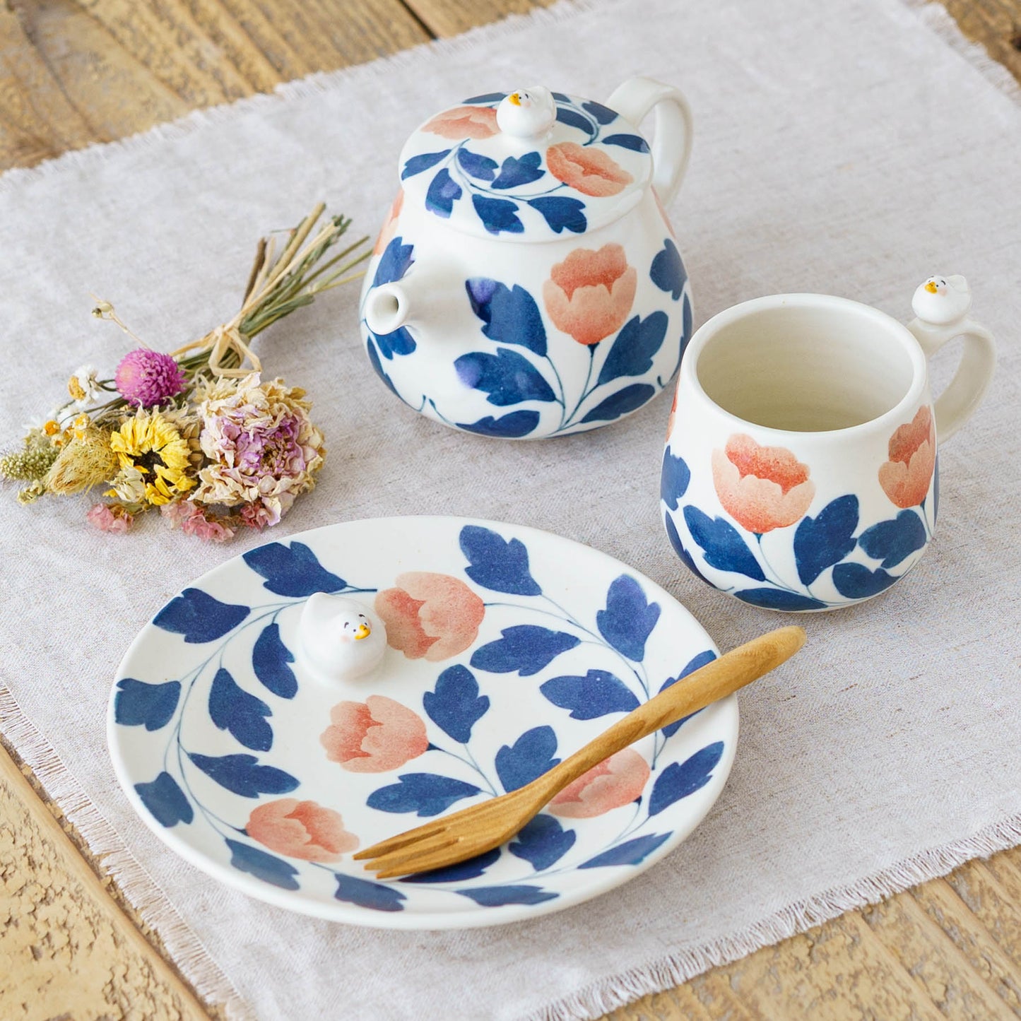 Plate duck pink blue M  | Ayano Arai