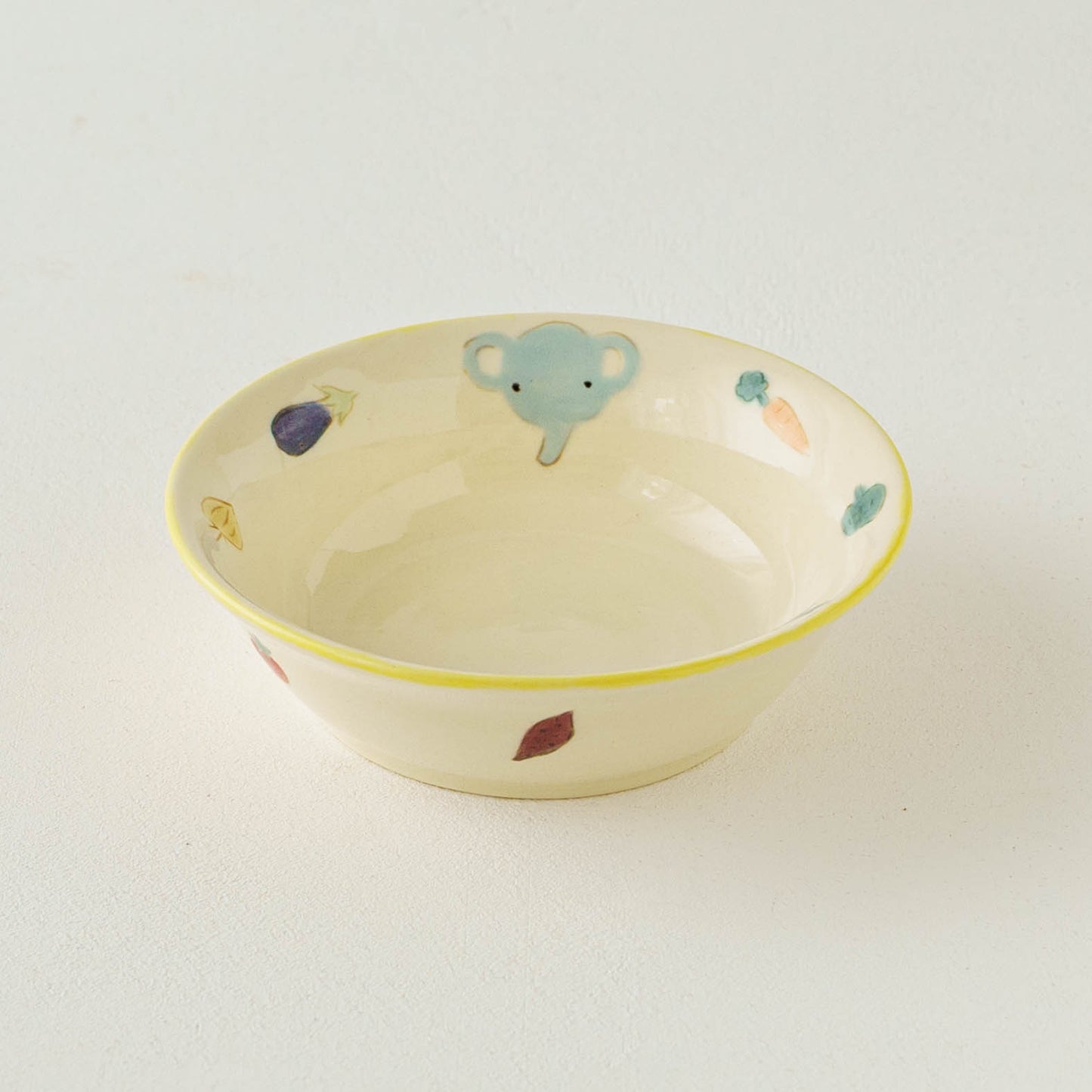 Small Bowl elephant B | Aki Ota