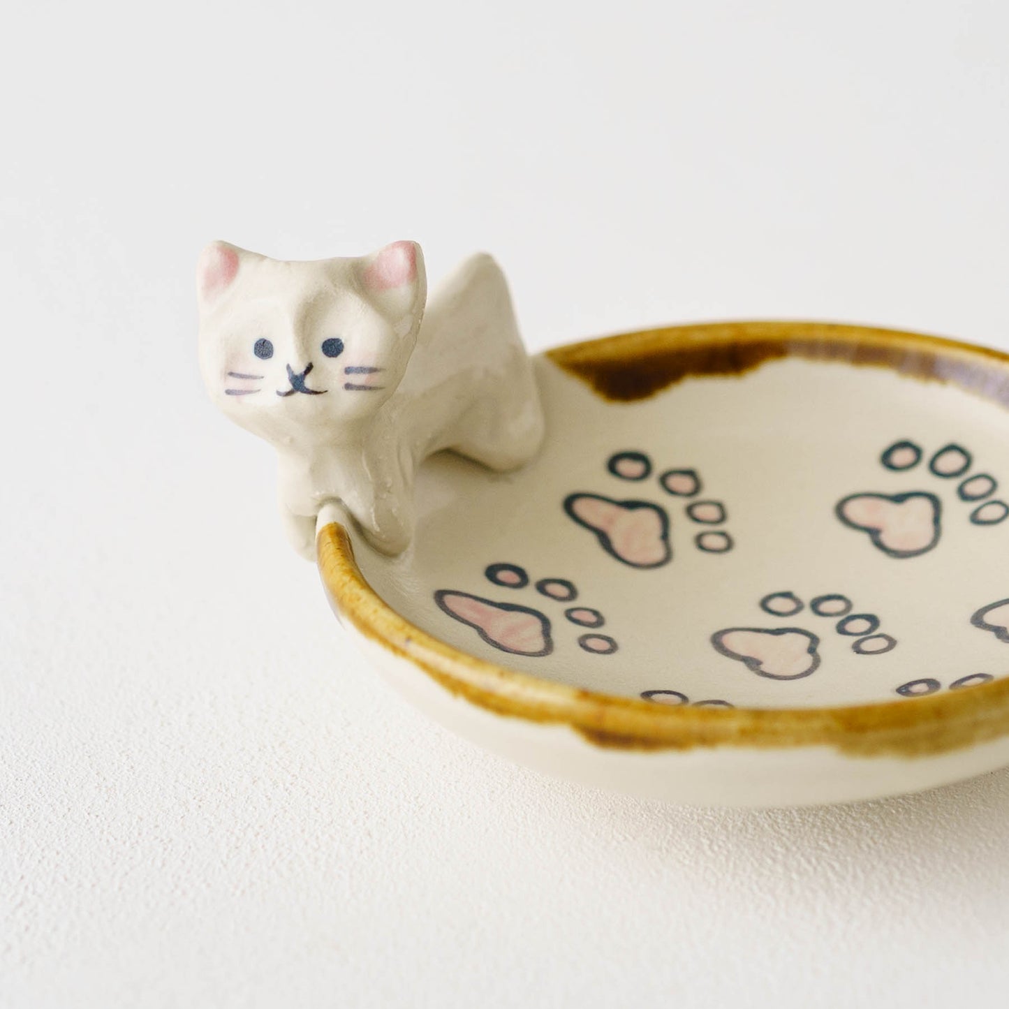 ねこ x にくきゅう　小皿｜梶田慶