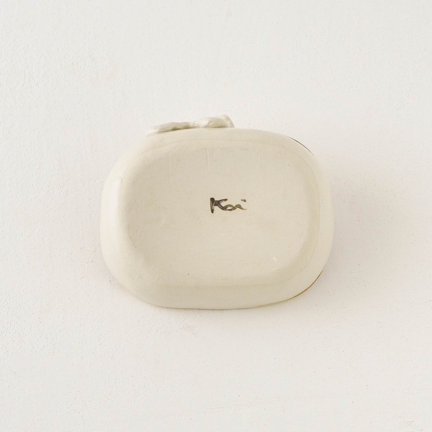 ねこ x にくきゅう　四角小皿｜梶田慶