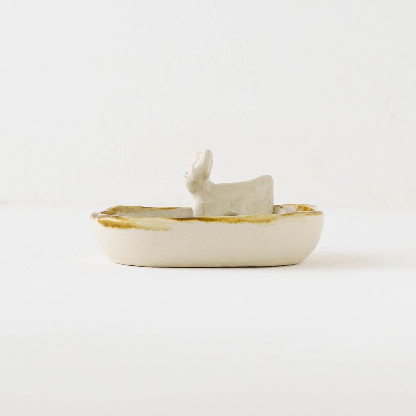 ねこ x にくきゅう　四角小皿｜梶田慶