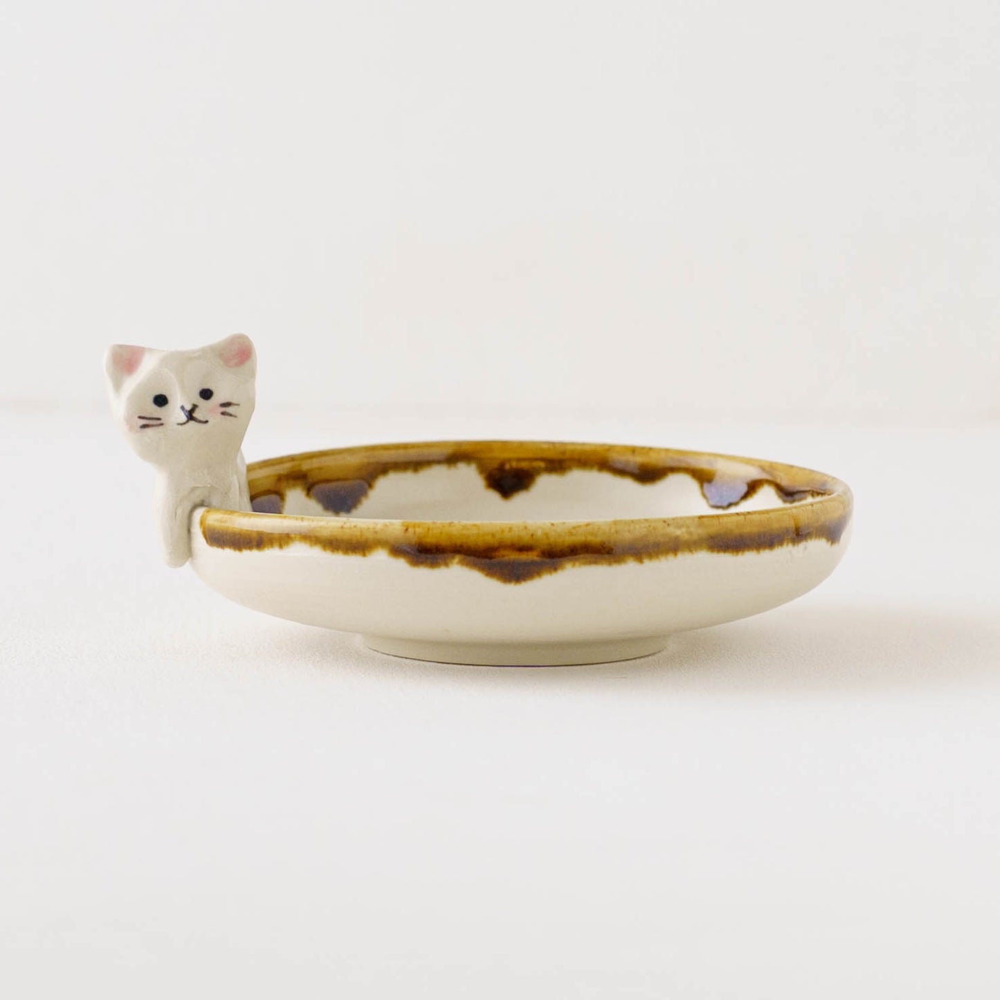 Cat x paw Round Plate | Kei Kajita