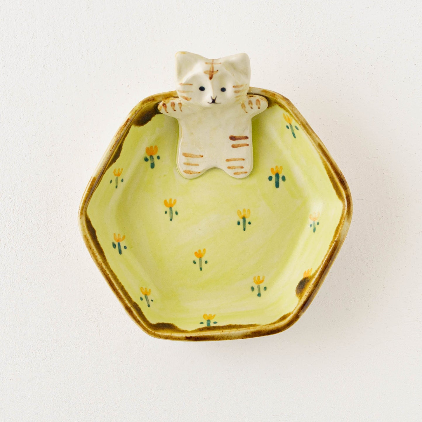 ねこ x お花　六角小皿｜梶田慶