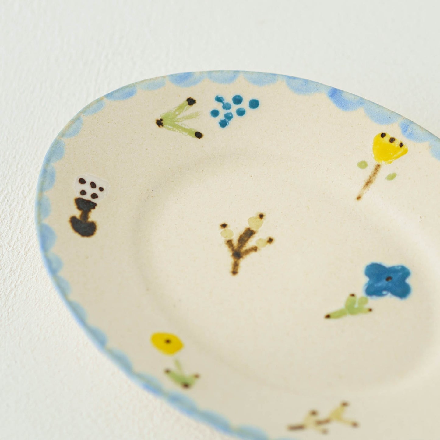 Small Plate flower | Aki Ota