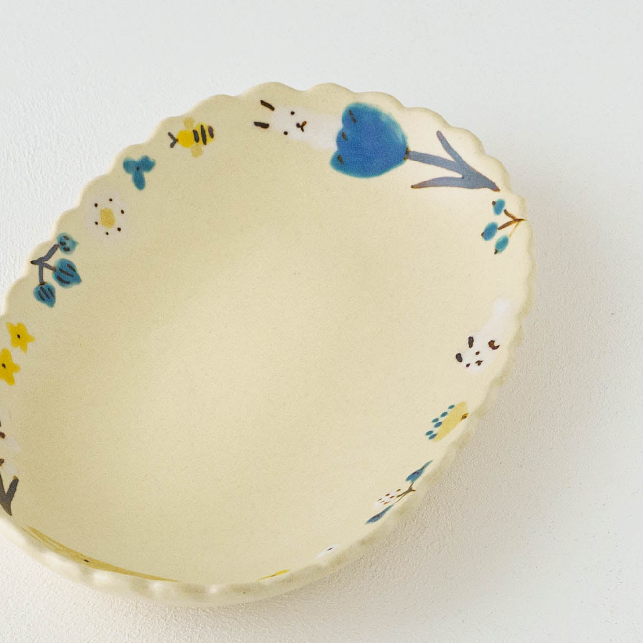 Oval Plate rabbit | Aki Ota