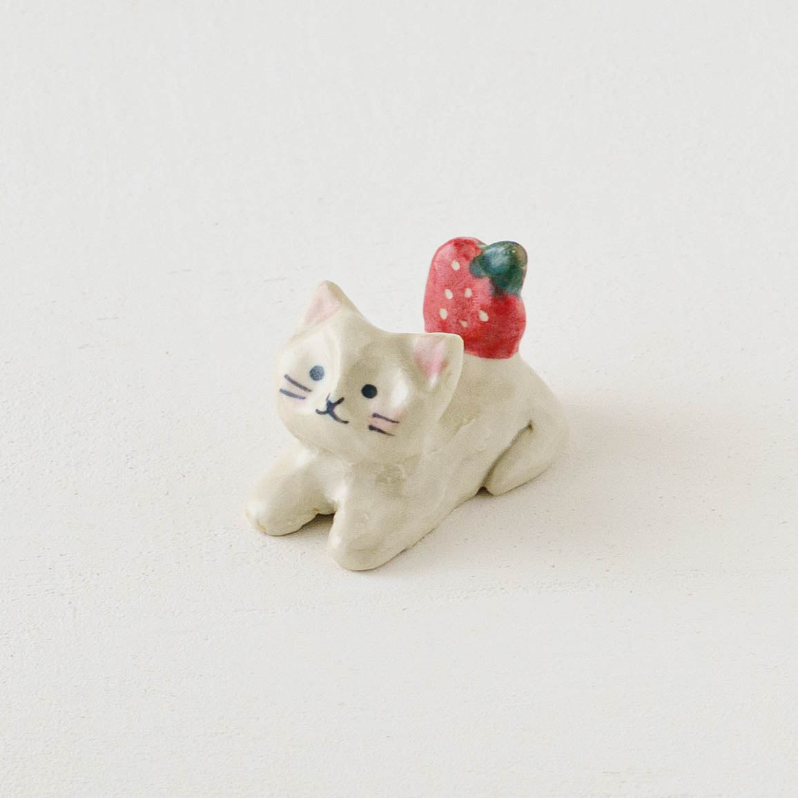 ねこ x いちご　はしおき｜梶田慶