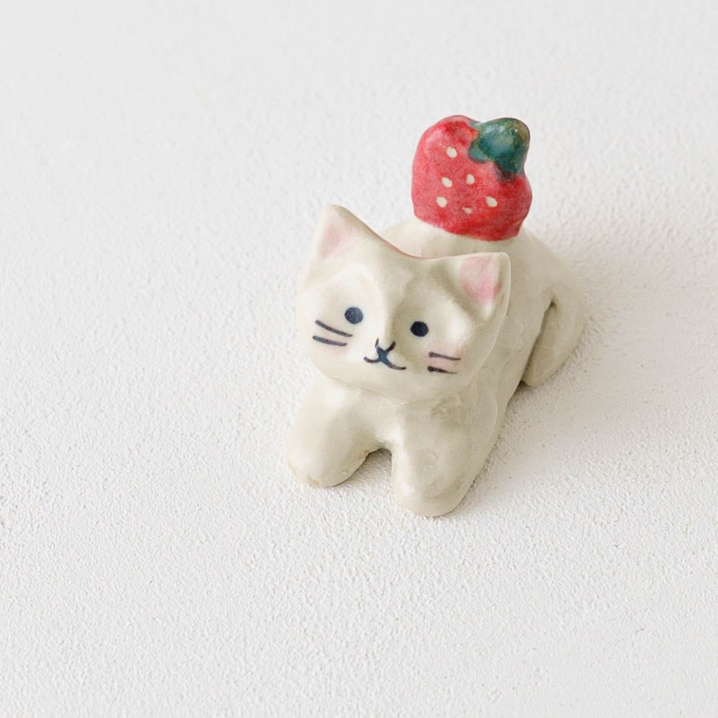 ねこ x いちご　はしおき｜梶田慶