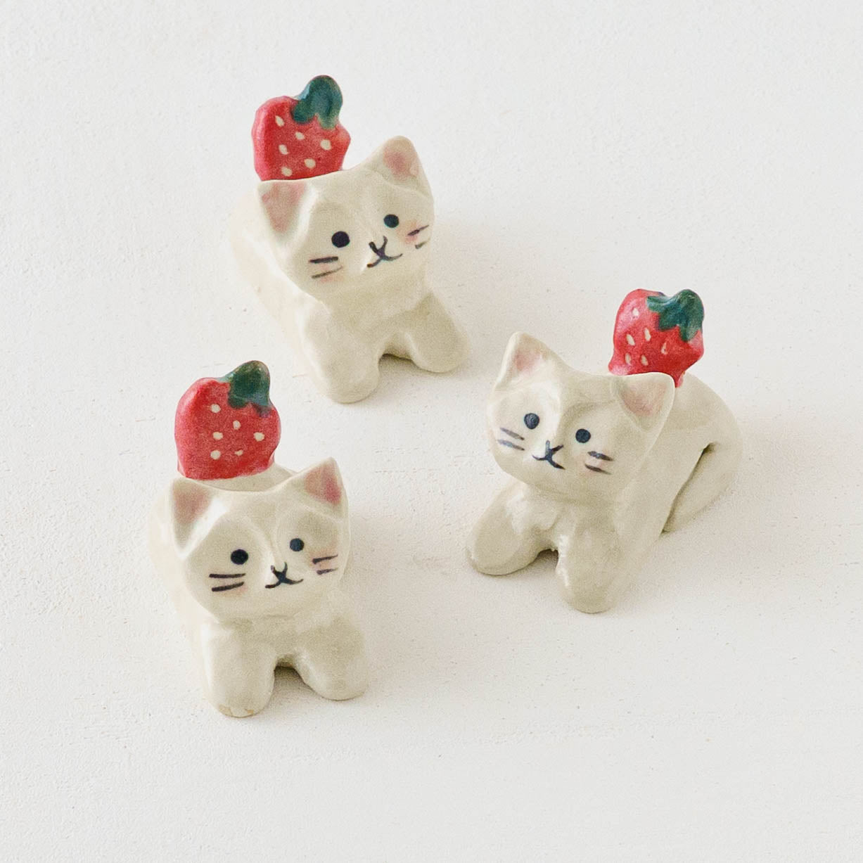 ねこ x いちご　はしおき｜梶田慶