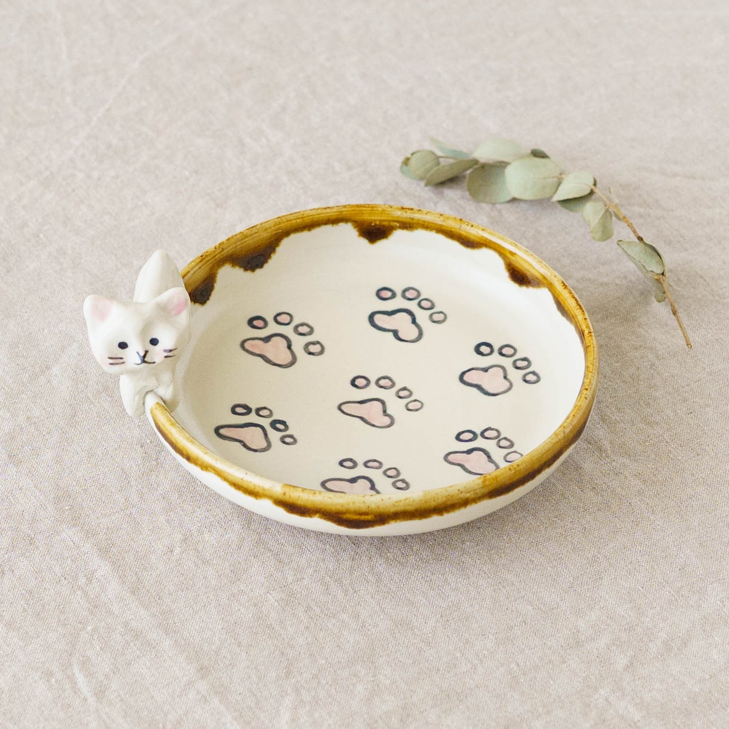 Cat x paw Round Plate | Kei Kajita