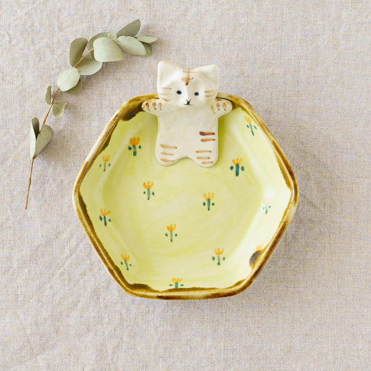 ねこ x お花　六角小皿｜梶田慶