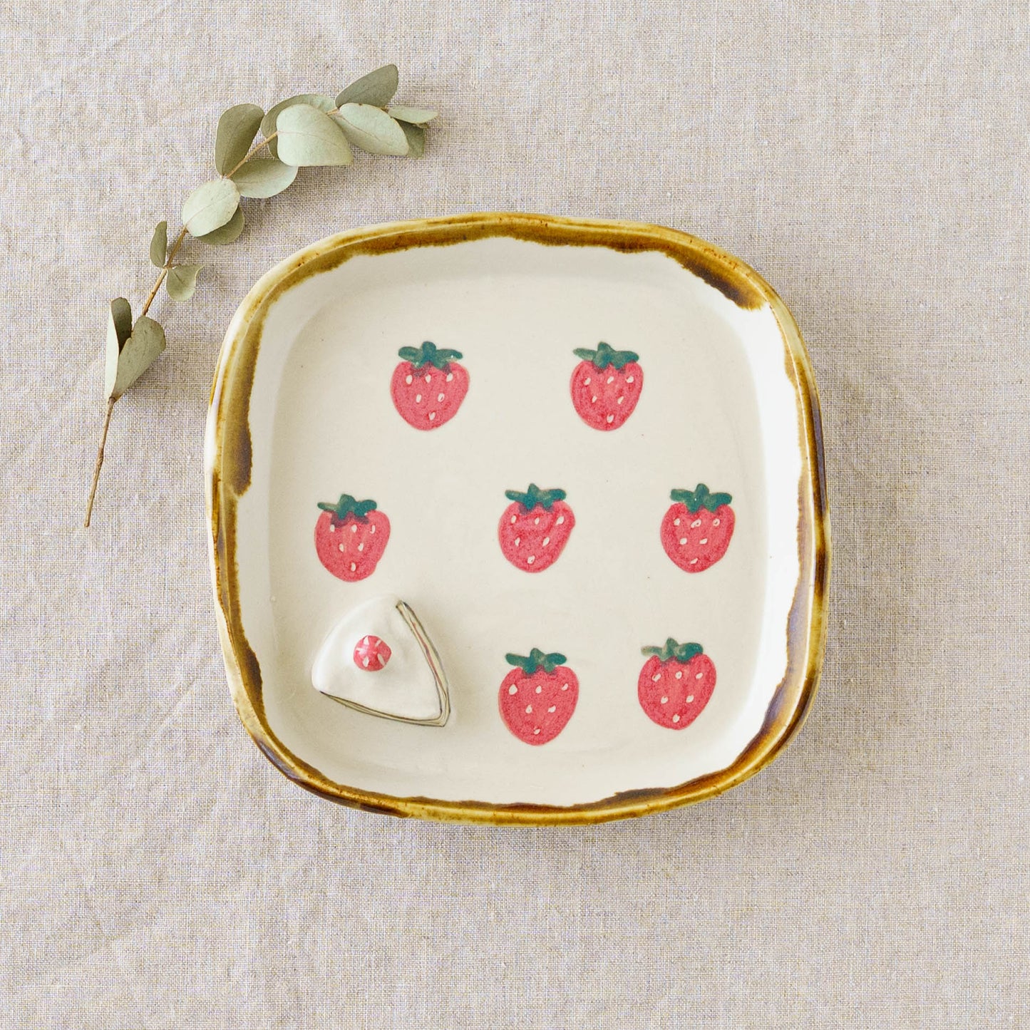 Strawberry square plate｜Kei Kajita