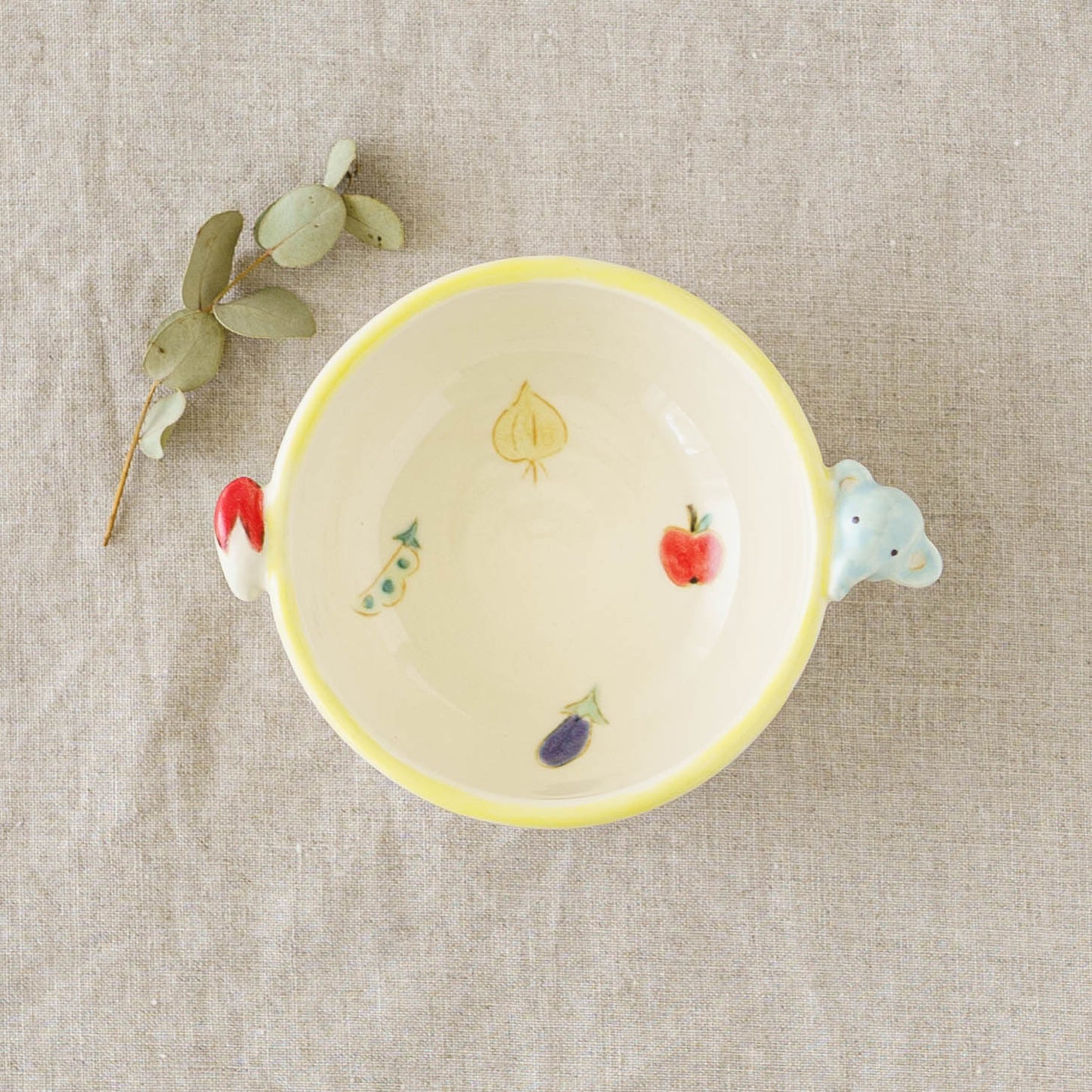 Small Bowl with Handles elephant | Aki Ota