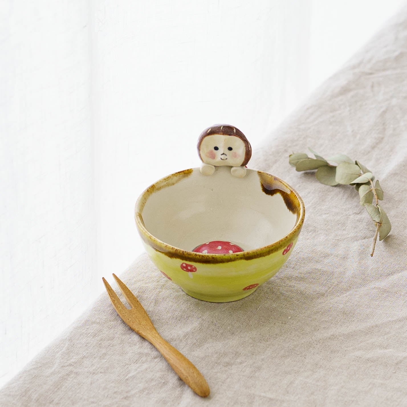 女の子 x きのこ　ぐい呑み｜梶田慶