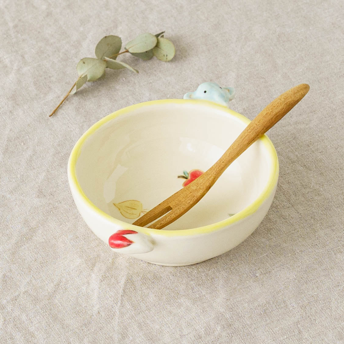 Small Bowl with Handles elephant | Aki Ota