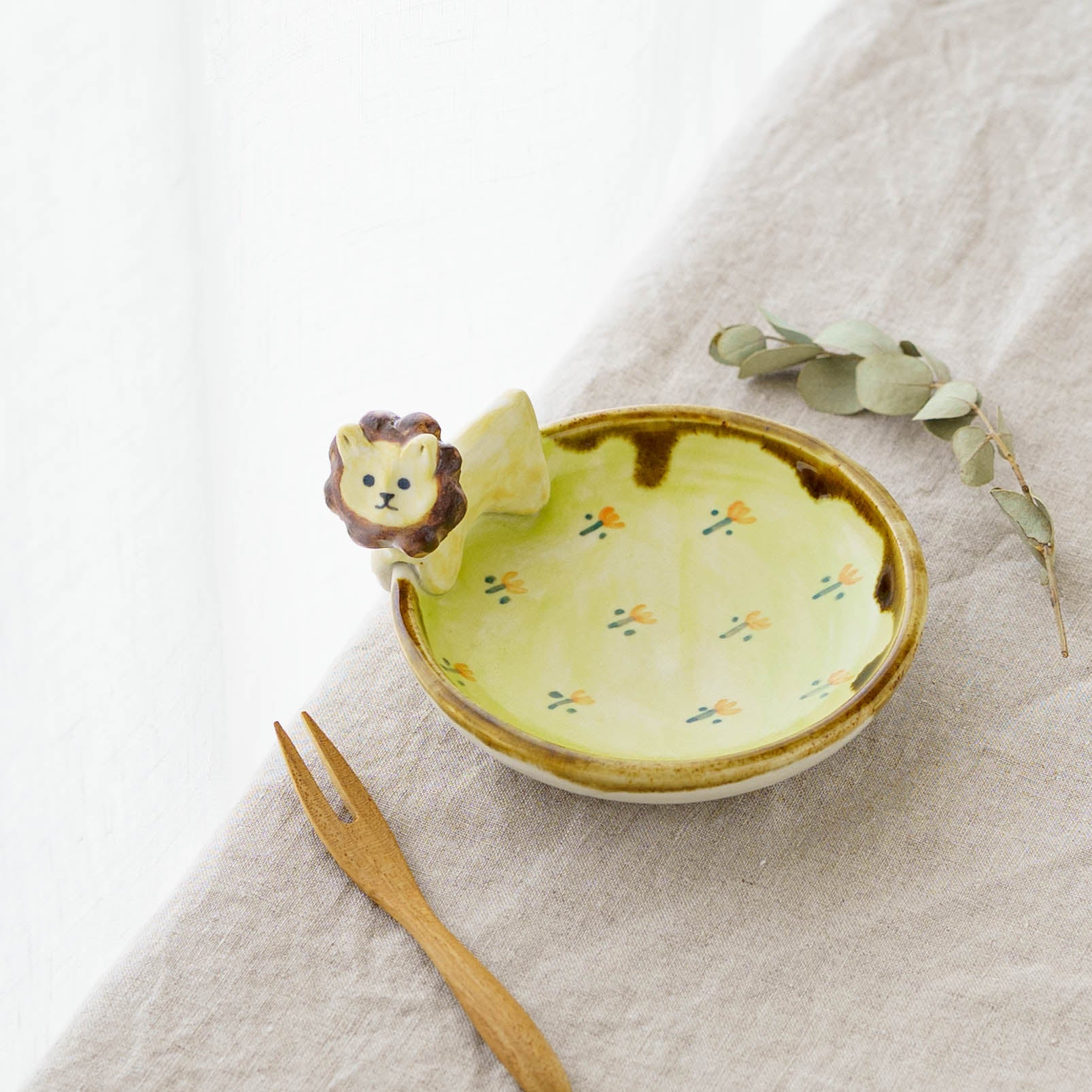 陶芸作家 梶田慶 らいおん お花 小皿｜窯元、作家もののうつわ通販
