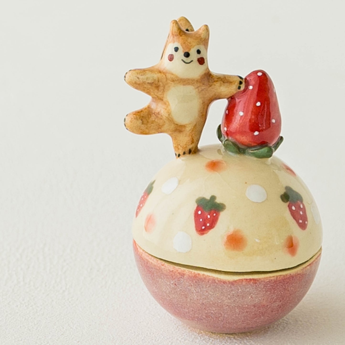 Accessory Case Squirrel and Strawberry｜Katsuko Kondo