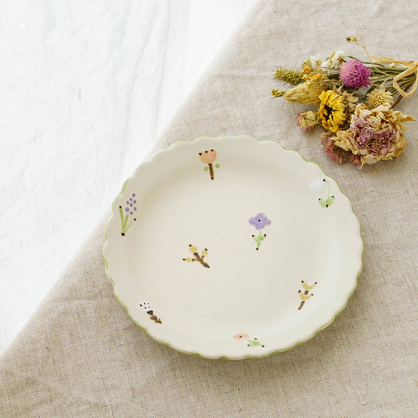 Cake Plate flower | Aki Ota
